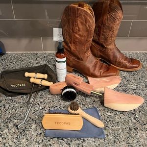 Gently Worn Tecovas The Doc Cowboy Boots Men with accessories GOAT 10.5 10 1/2